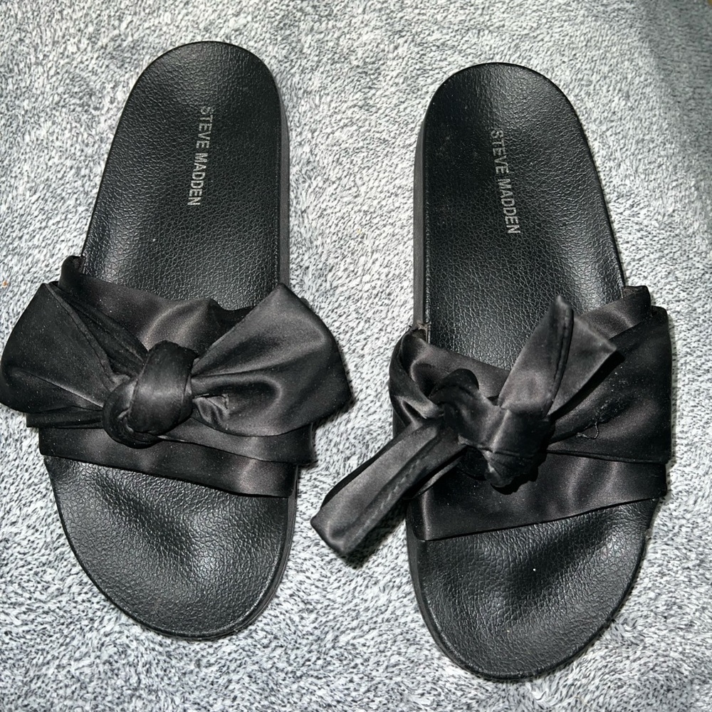 Steve Madden Slides